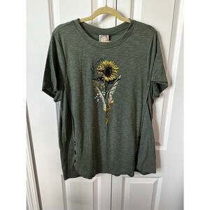 Truself Green Sunflower Short Sleeve Tee 1X